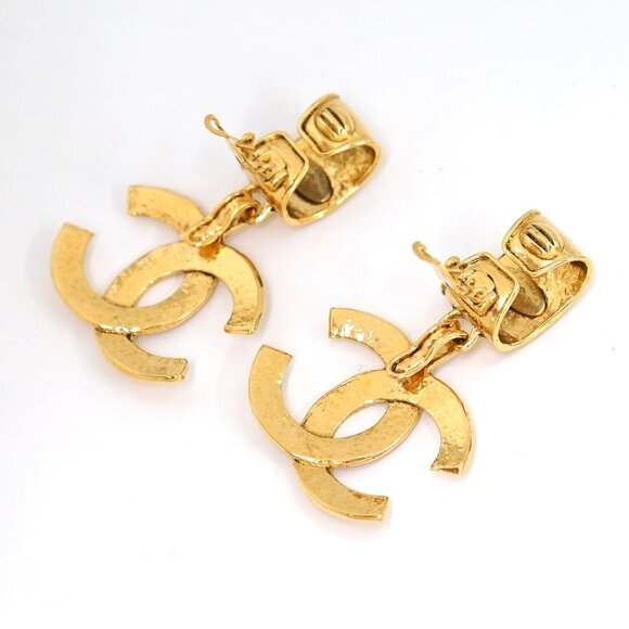 CHANEL CC Logos Drop Dangle Earrings Gold Tone 94P Auth w/Box - Picture 4 of 7